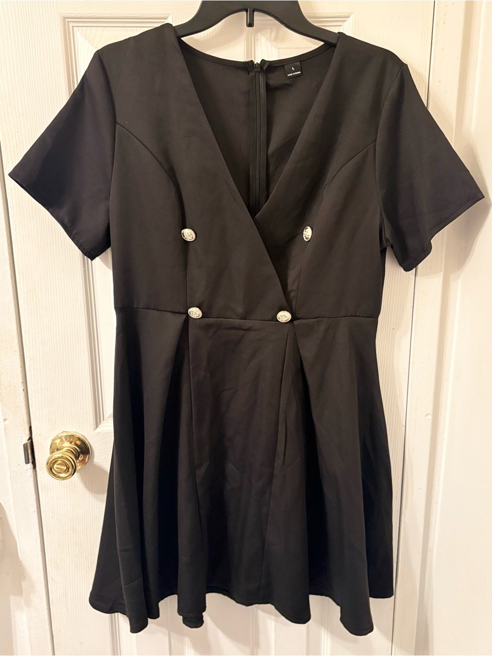 SHEIN Black V-Neck Short Sleeve Midi Dress with Buttons